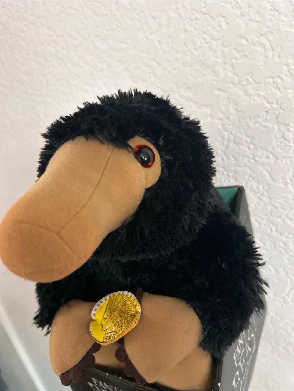 Fantastic Beasts Niffler Plush - Black and Tan